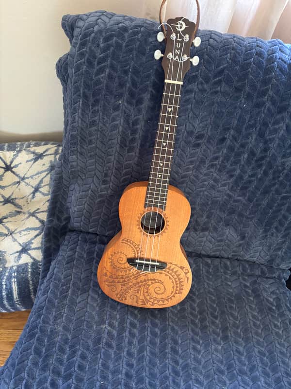 Luna TC-MAH Tattoo Mahogany Concert Ukulele 2010s - Natural image 1