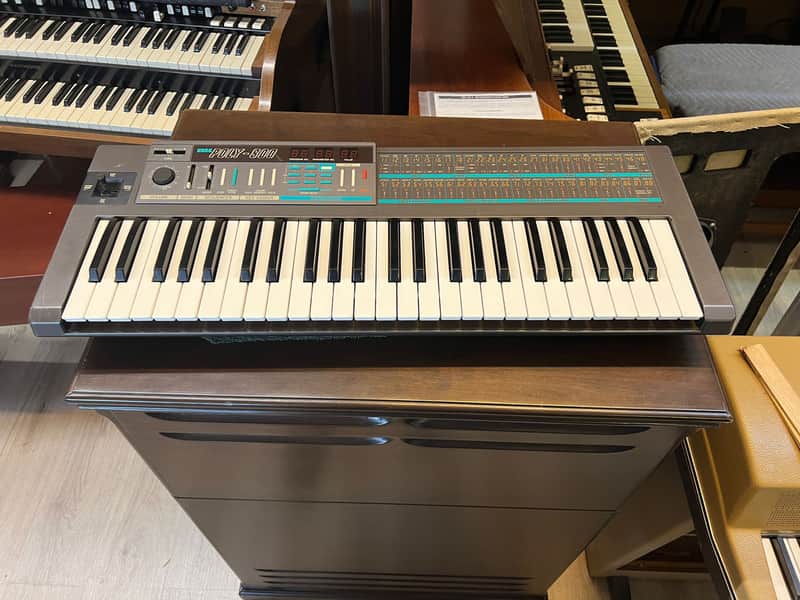 Korg Poly-800 1980s - Gray image 1