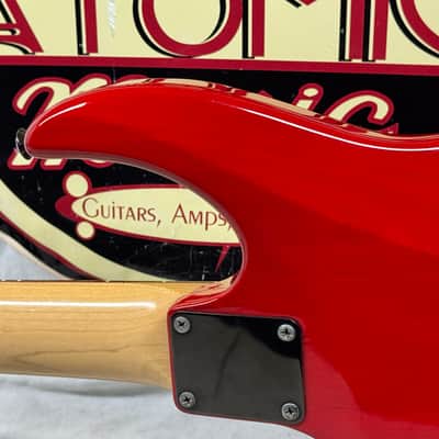 Hamer USA Diablo Guitar with Gator Case - Red image 11