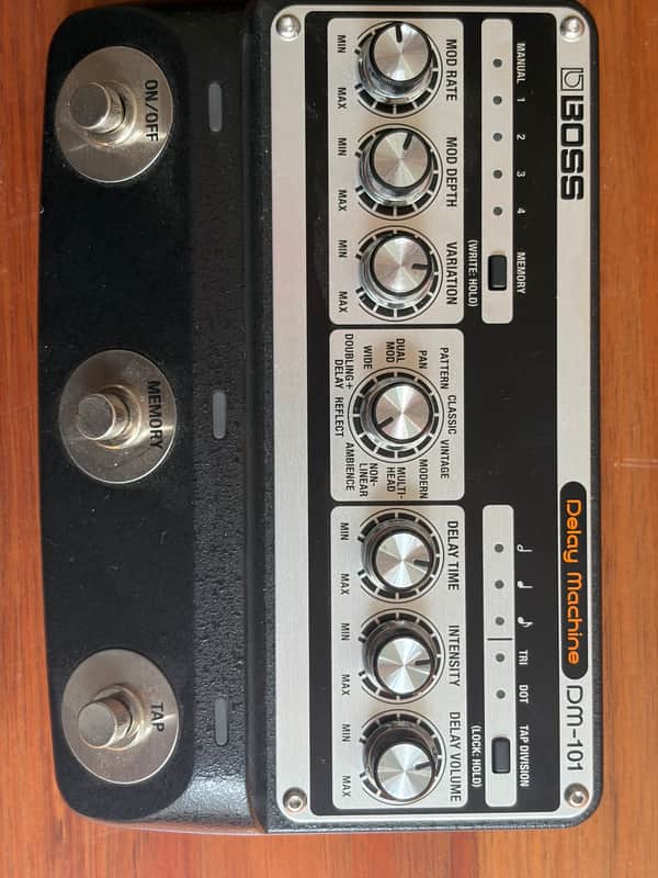 Boss DM-101 Delay Machine