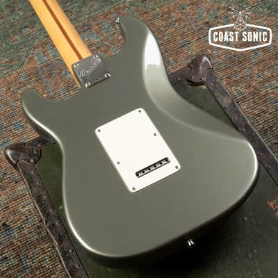 1989 Fender American Standard Stratocaster USA w/case image 9