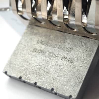 Floyd Rose Licensed Tremolo System - Double locking - Full Kit - Chrome image 4