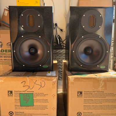 Unity Audio Super Rock Hi-FI 2-way active Studio Monitors Ribbon Tweeters image 1