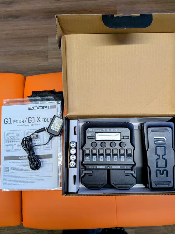 Zoom G1X Four Guitar Multi-Effects Processor With Expression Pedal 2000's image 1