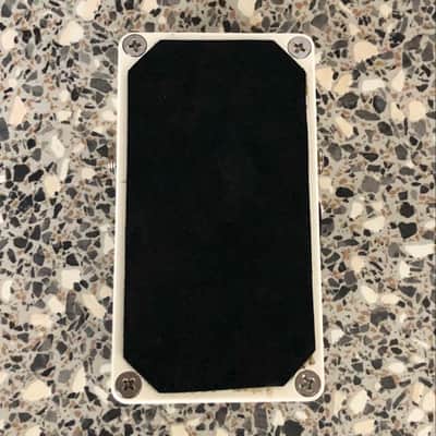 Finhol Stompcon Stompbox-Converter - White image 6