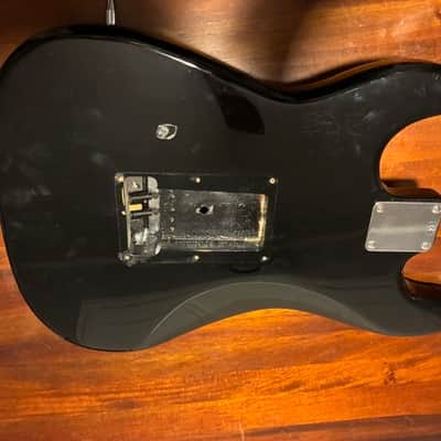 Fender Squire Mid-2010's - Black w/Kahler tremlo image 3