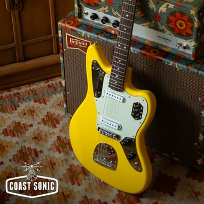 Fender MIJ Traditional II '60s Jaguar | Reverb France