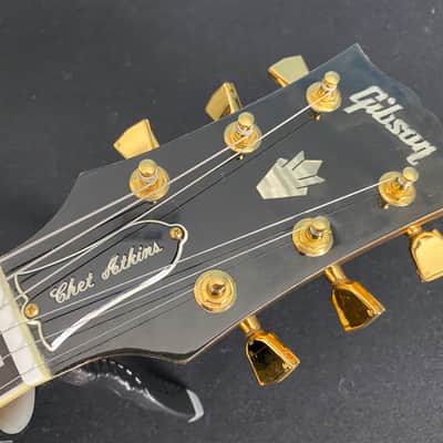Video! Unreleased 1993 Gibson R+D Chet Atkins Country Gentleman 100th Anniversary 1994 - All Gold w/ Diamond Headstock + Block Inlays image 3