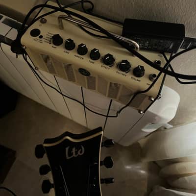 Yamaha THR5 10-Watt 2x3" Stereo Digital Modeling Guitar Combo 2013 - Present - Tan imagen 2