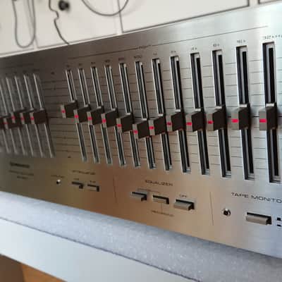 Pioneer SG-9800 Graphic Equalizer, Multi-voltage Model 1981 - Silver image 6