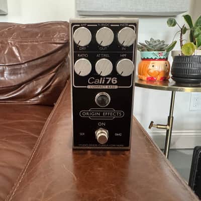 Origin Effects Cali76 Compact Bass Compressor 2022 - '64 Black Panel image 1