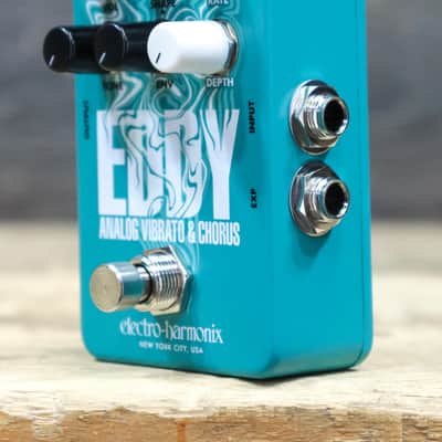 Electro-Harmonix Eddy Analog Vibrato & Chorus w/Expression Guitar Effect Pedal image 2