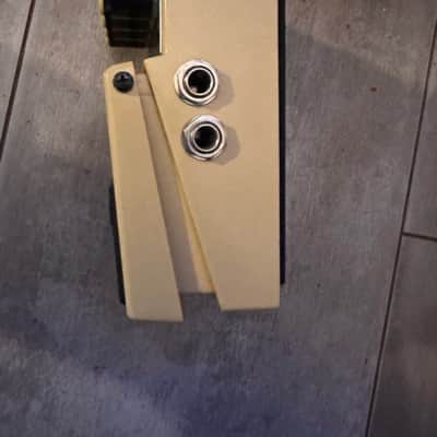 Boss FT-2 Dynamic Filter (Black Label) 1986 - 1989 - Yellow image 2