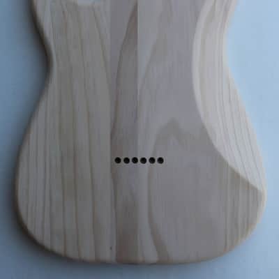 AMERICAN MADE STRAT CUSTOM HT STYLE BODY - RIGHT HANDED - KNOTTY PINE 1258 image 2