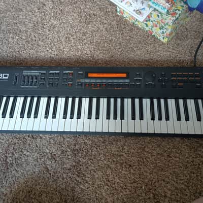 Roland XP-30 61-Key 64-Voice Expandable Synthesizer 1999 - 2004 - Black