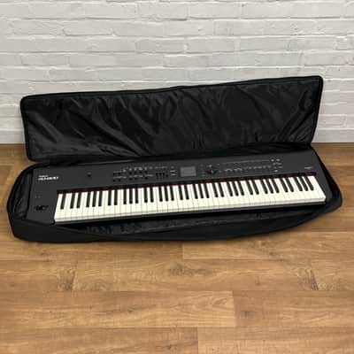 Roland RD800 Stage Piano; Serial No: Z0E3311 | Second Hand image 2
