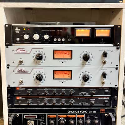 DBX 162 stereo compressor limiter 1970’s dual 160 original vintage USA VCA image 1