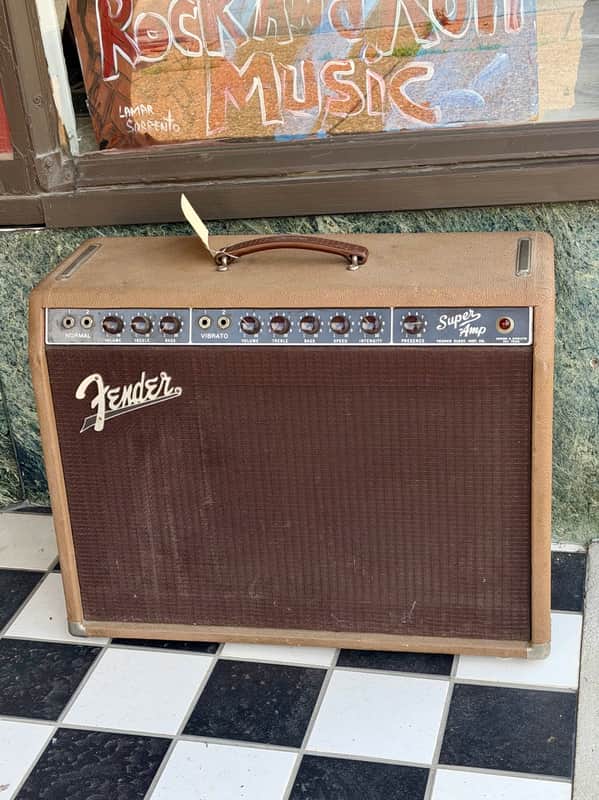 Fender Super