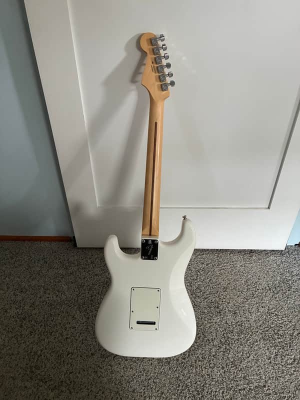 Fender Stratocaster player hss 2023 - White