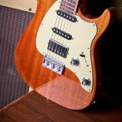 Mano Guitars "The Iconic" - Slightly Aged image 1