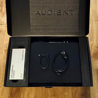 Audient ORIA - Immersive Audio Interface and Monitor Controller 2024 - Present - Black image 10