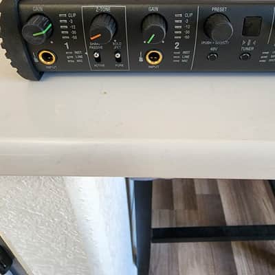 IK Multimedia AXE I/O USB Audio Interface 2019 - Present - Black image 16