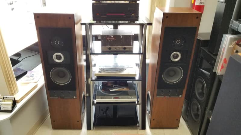 AR Acoustic Research AR9 | Reverb
