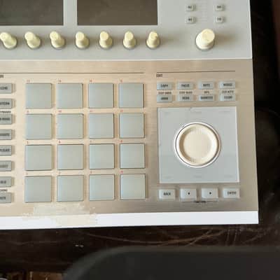Native Instruments Maschine Studio 2010s - White image 4