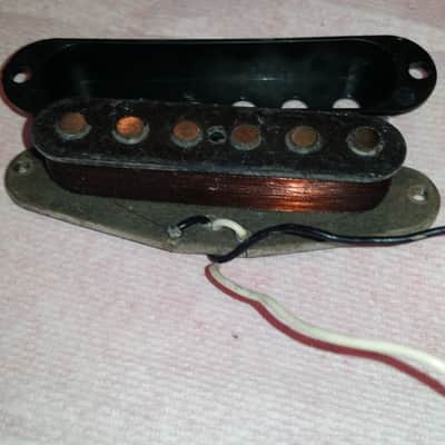 FENDER STRATOCASTER PICKUP 1979 Grey Bottom, meter reads 5.71 image 6