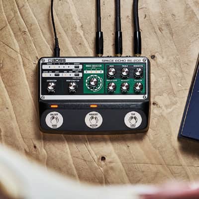 Boss RE-202 Space Echo Guitar Effects Pedal image 9