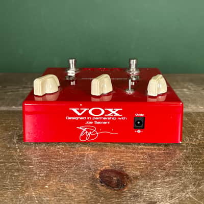 Vox Satchurator 2010s - Red image 7