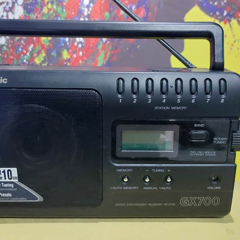 1994 Panasonic Panasonic GX700 Model RF-3700 Black