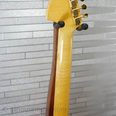 Fender American Custom Shop Stratocaster® NOS, 2A Flame Maple Fingerboard, Honey Blonde image 17