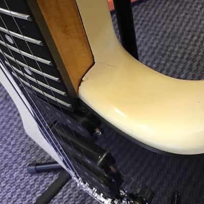 Kramer Striker 300 ST 90’s ? - Ivory image 8