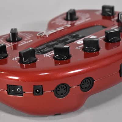 Line6 POD 2.0 Multi FX And Amp Modeler Red image 3