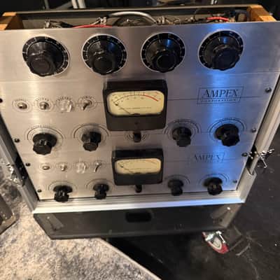 Perfect Ampex 350-2 tape machine 1953 all matching serial numbers Museum Quality image 9