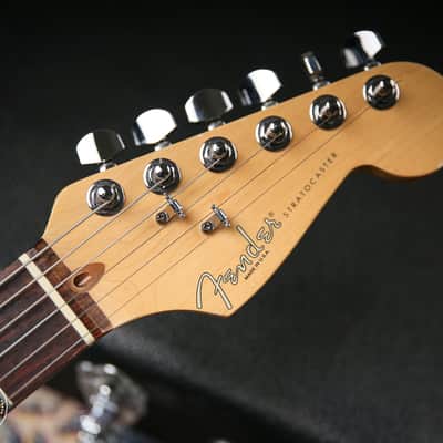 Fender American Standard Stratocaster 1997 Shoreline Gold image 9