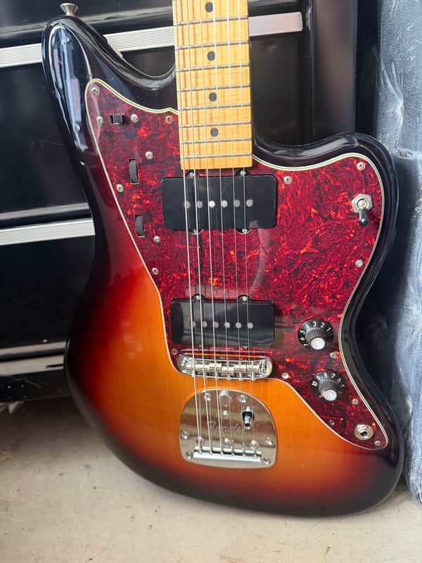 Fender Jazzmaster body Mid-90’s - 3 color Sunburst w/S. Duncan 1/4 lb pickups