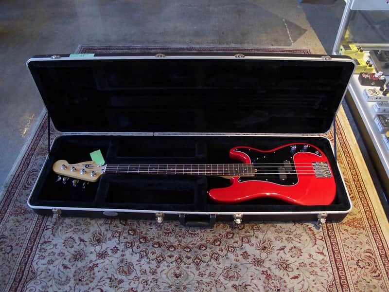 Fender "Squier Series" Standard Precision Bass Active 1992 - 1996 image 4