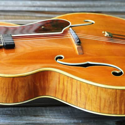 Vintage 1949 Epiphone Emperor/Natural Blonde/Hidden Controls/Floating Pickup/Second NOS Pick Guard image 5