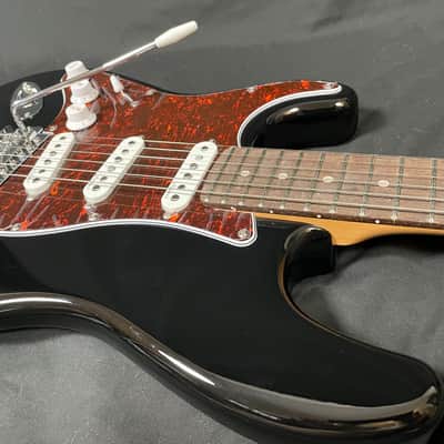 Harley Benton ST-62RW LH BK 2024 Black Strat w/Tortoise Shell Pickguard - LEFTY - image 5