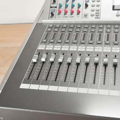 Roland M-400 48-Channel Live Digital Mixing Console CG007C7 image 8