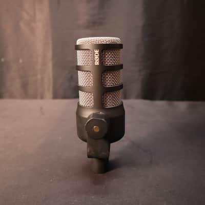RODE PodMic Cardioid Dynamic Podcasting Microphone 2019 - Present - Black image 3