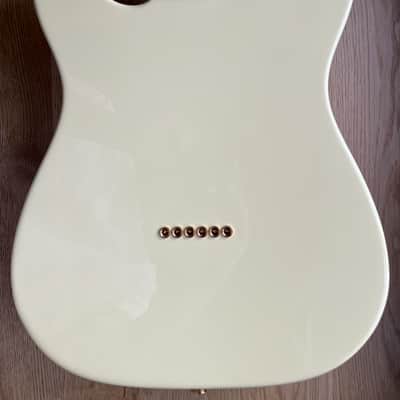 Fender Limited Edition American Professional Telecaster with Maple Fretboard 2018 - Vintage White with Gold Hardware image 4