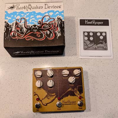 EarthQuaker Devices Hoof Reaper Dual Fuzz V2 - Gold & Oxblood Open Box image 2