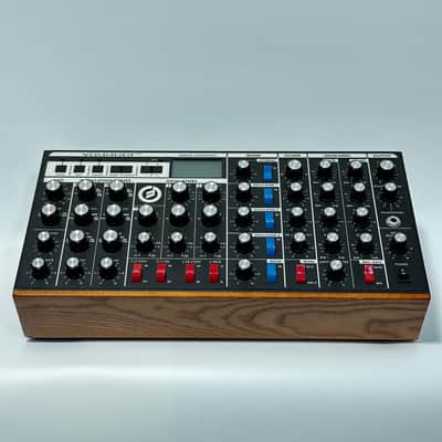Moog Minimoog Voyager RME Monophonic Synthesizer image 2