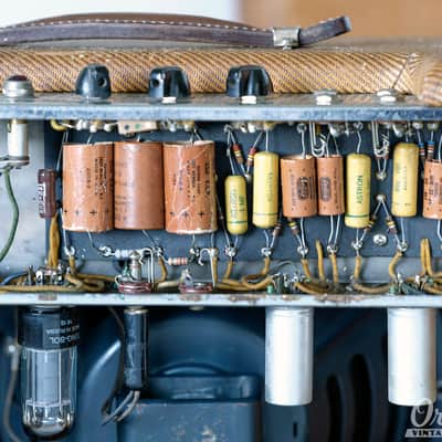 Tweed 1960 Fender Deluxe 5E3 Narrow Panel Amplifier with cover & original transformers image 17