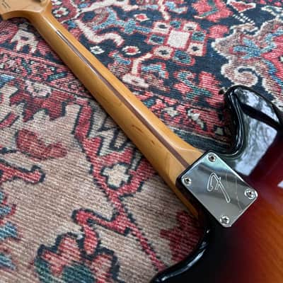 Fender Player Jaguar HS with Pau Ferro Fretboard 2018 - Present - 3-Color Sunburst image 5