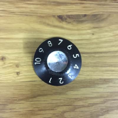 Vintage Fender Silverface Amp Knob image 1