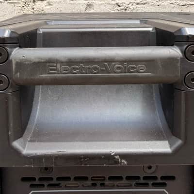 Electro Voice (EV) ELX200 Powered Single 12" Two-Way Loudspeaker 90 x 60 Degree Coverage Pattern image 6
